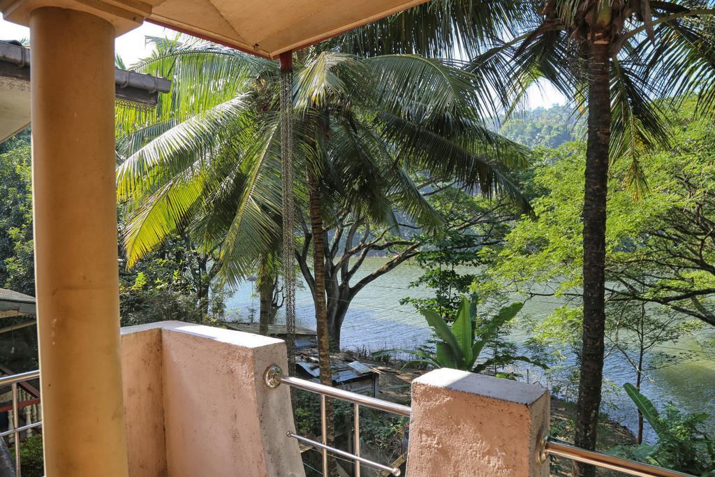 Mahaweli View Bungalow Kandy Exteriér fotografie